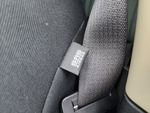 Used 2020 RAM 2500 Big Horn w/ Level 2 Equipment Group image 43