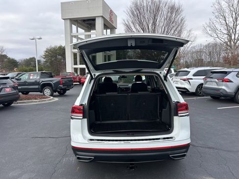 Used 2022 Volkswagen Atlas SEL image 9