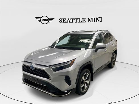 Used 2023 Toyota RAV4 SE w/ Weather & Moonroof Package AWD/4WD image 1