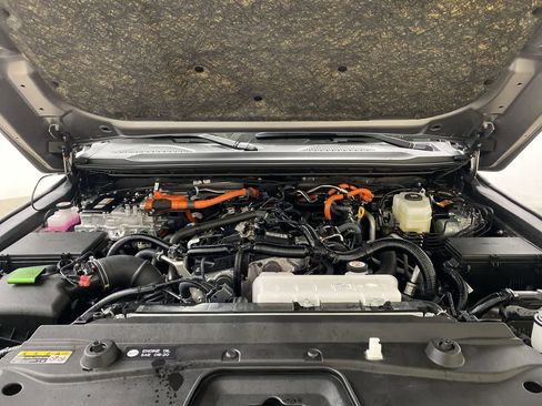 Used 2025 Toyota Land Cruiser w/ Premium Package image 13