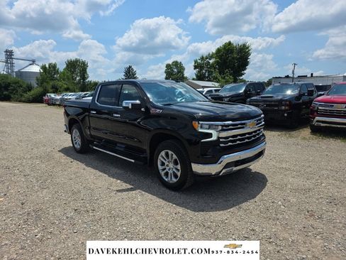 Used 2025 Chevrolet Silverado 1500 LTZ w/ LTZ Premium Package AWD/4WD image 7