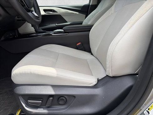 Used 2025 Toyota Camry XLE w/ Premium Plus Package FWD image 13