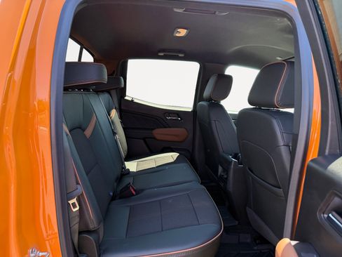 New 2026 GMC Canyon AT4 image 18