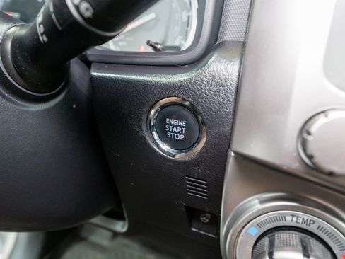 Used 2024 Toyota 4Runner Limited AWD/4WD image 33