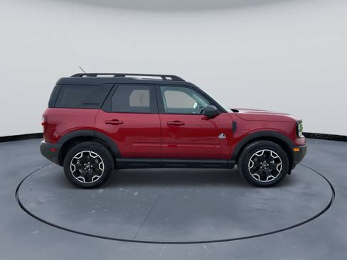 Used 2025 Ford Bronco Sport Outer Banks w/ Outer Banks Tech Package+ AWD/4WD image 4