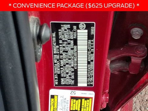 Used 2018 Toyota Camry SE w/ Moonroof Package FWD image 26