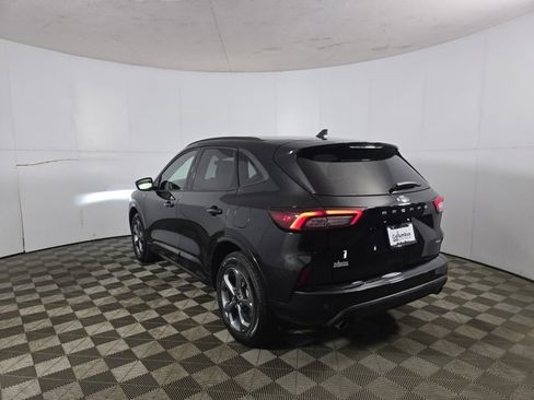 Used 2023 Ford Escape ST-Line w/ Tech Pack #1 image 8