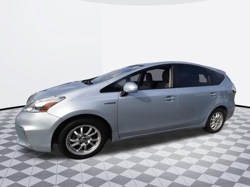 Used 2012 Toyota Prius V Three FWD image 5