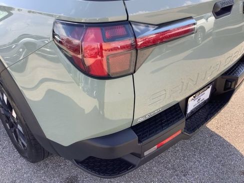 Certified 2025 Hyundai Santa Cruz SE AWD/4WD image 23