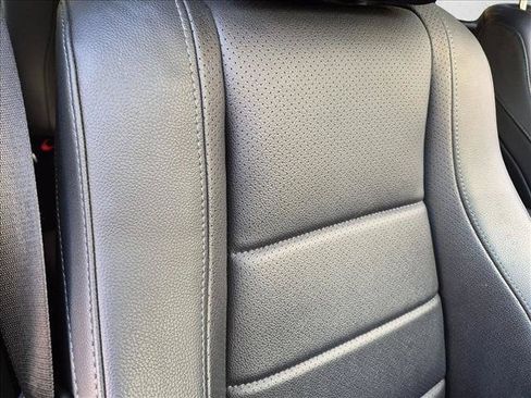 Used 2021 Mercedes-Benz GLS 450 4MATIC image 22