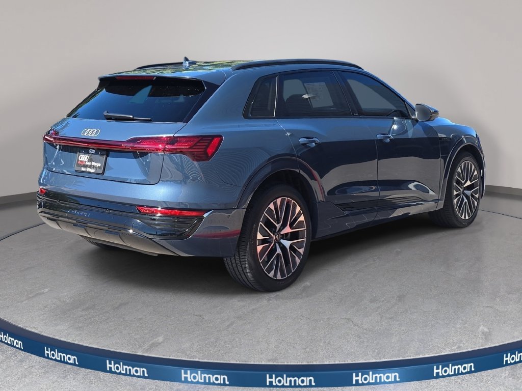 Certified 2024 Audi Q8 e-tron Premium Plus AWD/4WD image 6