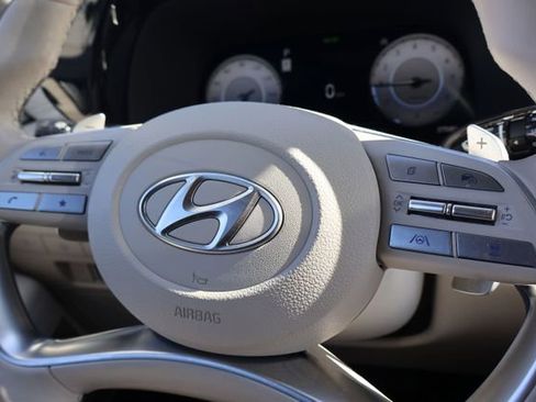 Used 2023 Hyundai Palisade Calligraphy AWD/4WD image 9