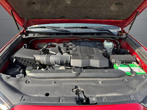 Certified 2020 Toyota 4Runner SR5 Premium AWD/4WD image 20