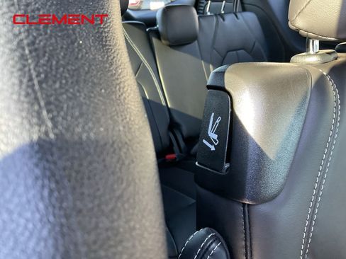 New 2026 Chrysler Pacifica Select FWD image 30