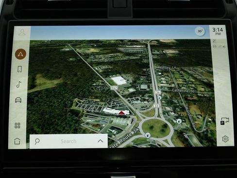 Used 2024 Land Rover Discovery Dynamic SE image 18