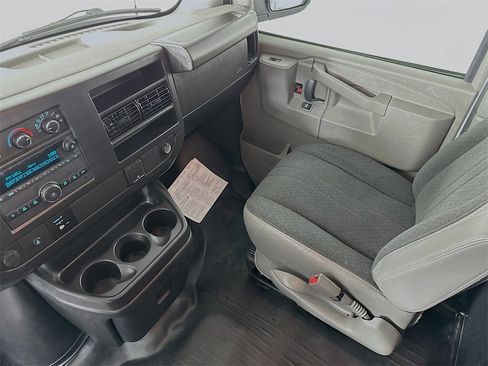 Used 2023 GMC Savana 2500 w/ Driver Convenience Package image 21