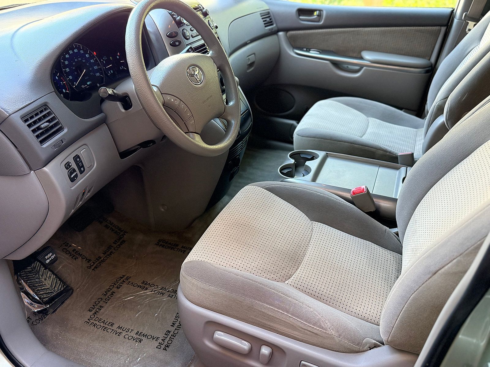 Used 2007 Toyota Sienna LE w/ LE Pkg 3 FWD image 19