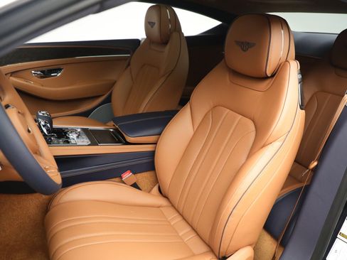 Used 2023 Bentley Continental GT Mulliner AWD/4WD image 19