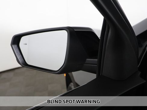 Used 2024 Chevrolet Equinox LT image 4