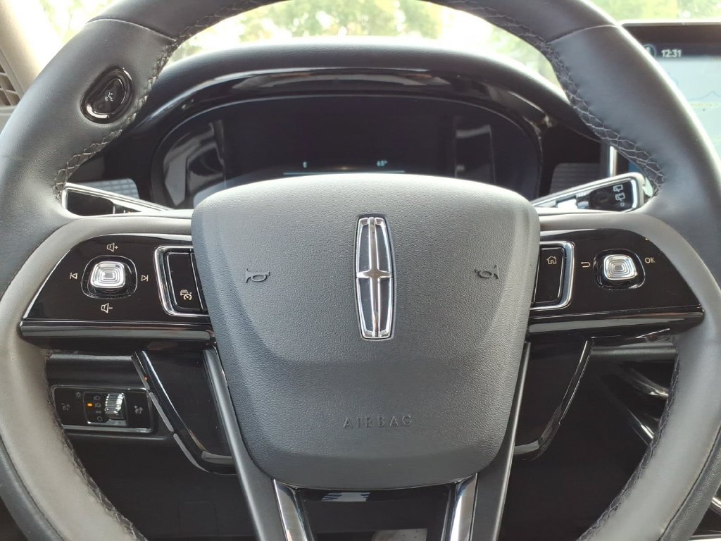 Certified 2023 Lincoln Corsair AWD image 20