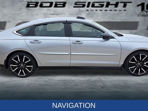 Used 2023 Honda Accord Touring image 8