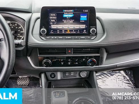 Used 2024 Nissan Rogue S FWD image 38