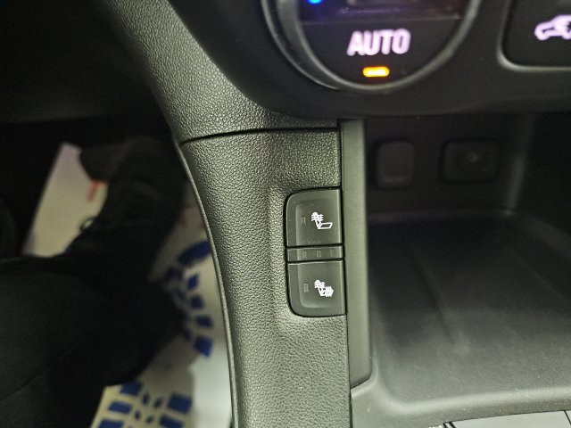 Used 2017 GMC Acadia SLT FWD image 19