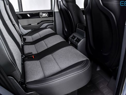 Used 2025 INEOS Grenadier Trialmaster Edition image 18