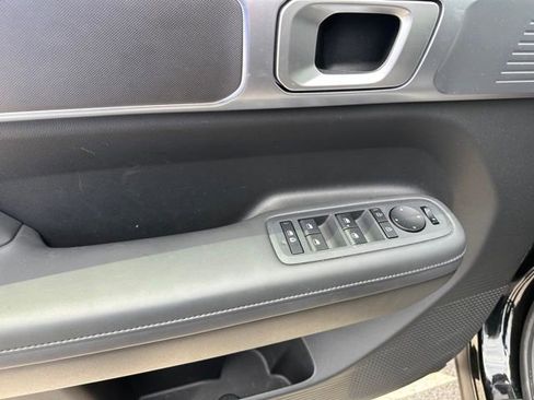 Used 2025 Hyundai Santa Fe SEL AWD/4WD image 19