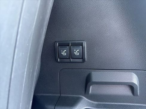 Used 2024 Toyota Sequoia Capstone image 14