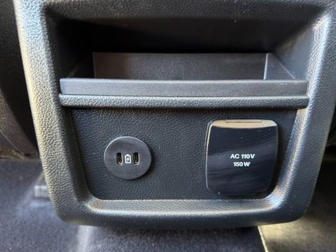 Used 2024 Ford Edge SEL w/ Sport Appearance Package AWD/4WD image 16