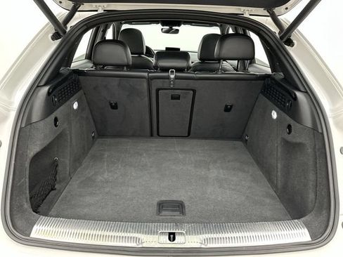 Used 2016 Audi Q3 2.0T Prestige w/ Prestige Package AWD/4WD image 23