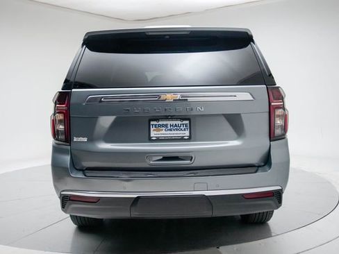 Used 2024 Chevrolet Suburban LT image 5