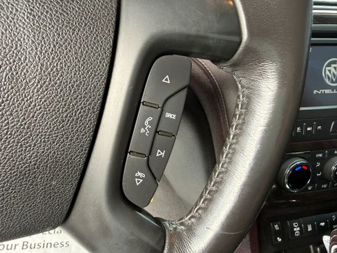 Used 2015 Buick Enclave Premium w/ Experience Buick Package FWD image 23