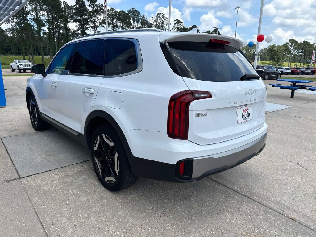 Used 2025 Kia Telluride S FWD image 7