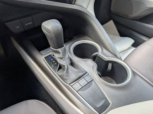 Used 2024 Toyota Camry LE FWD image 23