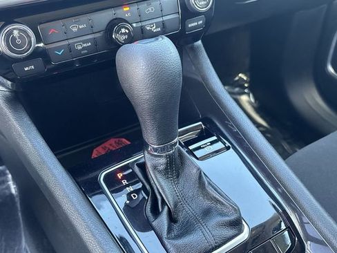 Used 2022 Jeep Compass Sport image 28