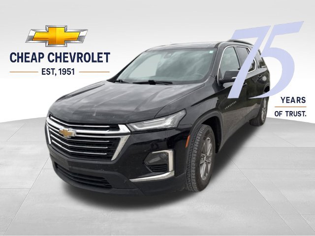 Used 2022 Chevrolet Traverse LT FWD image 2