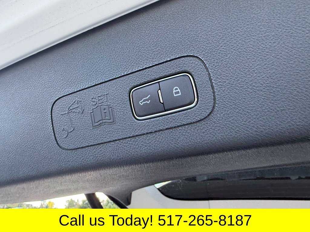 Used 2025 Lincoln Aviator Reserve w/ Equipment Group 201A AWD/4WD image 16