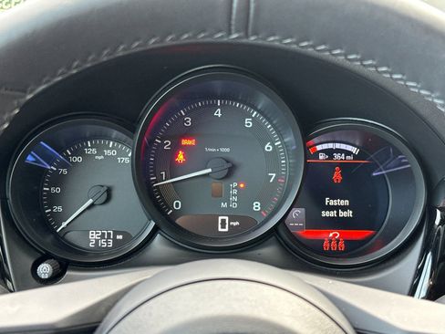 Used 2025 Porsche Macan image 25