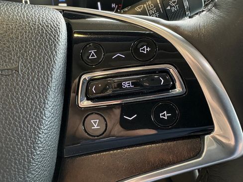 Used 2018 Cadillac XTS Luxury FWD image 12
