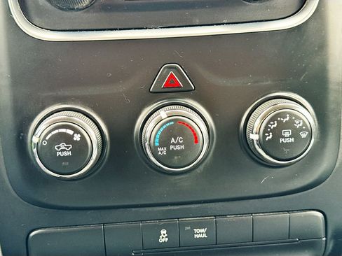 Used 2013 RAM 1500 Express image 18