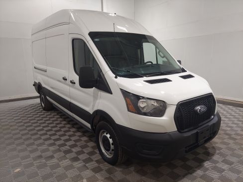 Used 2024 Ford Transit 250 148 High Roof RWD image 4
