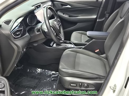 Used 2022 Buick Encore GX Select FWD image 10