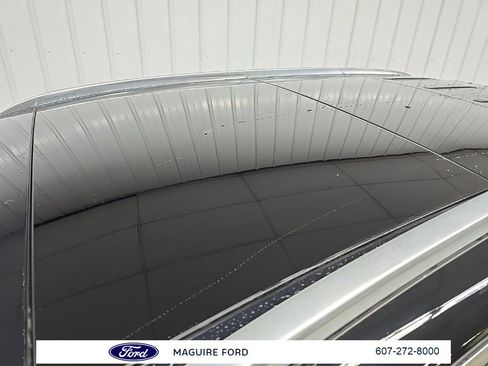 Used 2019 Mercedes-Benz GLC 300 4MATIC image 14