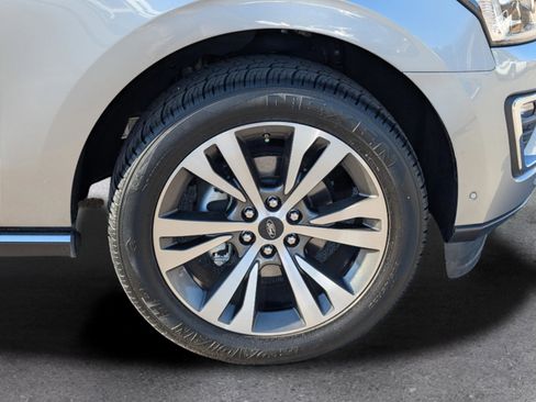 Used 2021 Ford Expedition Max Limited image 5