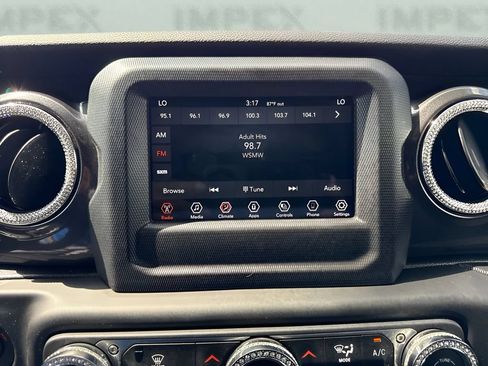 Used 2021 Jeep Wrangler Unlimited Sport AWD/4WD image 16