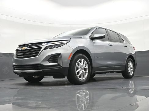 Used 2024 Chevrolet Equinox LT FWD image 23