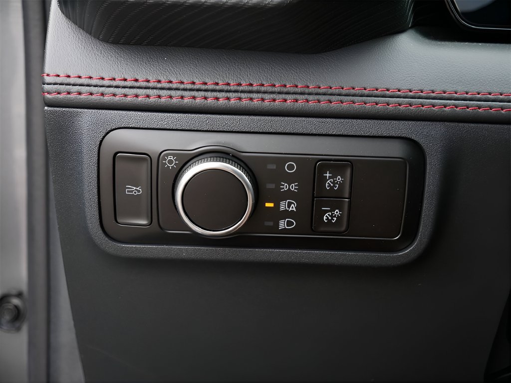 Used 2025 Ford Mustang GT Premium RWD image 17