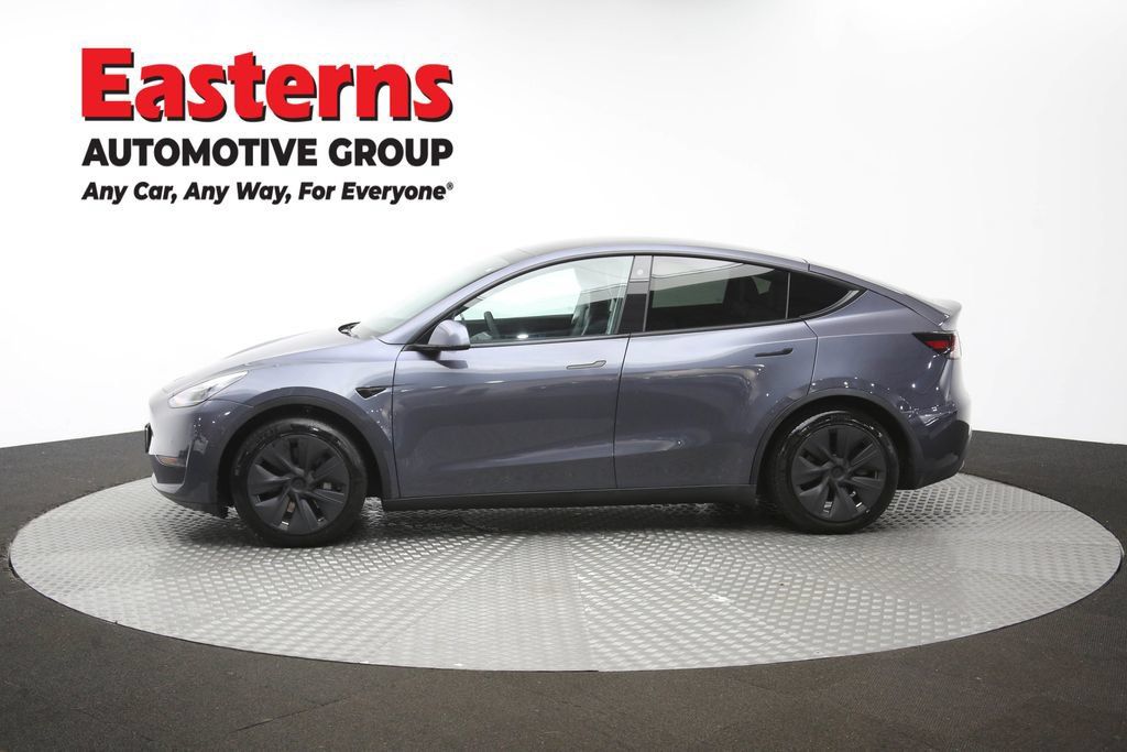 Used 2022 Tesla Model Y Long Range AWD/4WD image 56